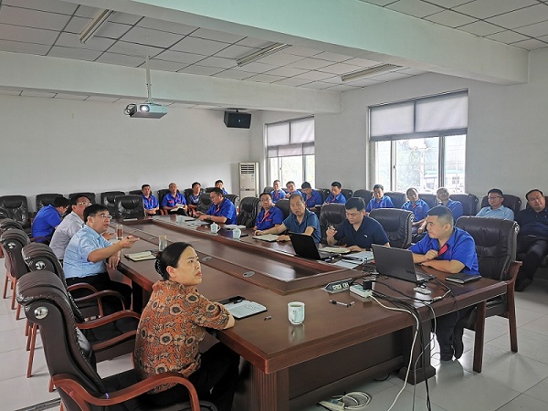 荣耀体育网页版召开2022年上半年工作总结会议